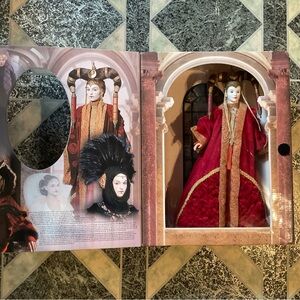 Star Wars Red and Gold Queen Amidala Figure